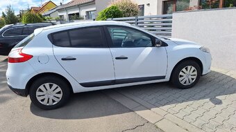 Megane LPG 2011 - 3