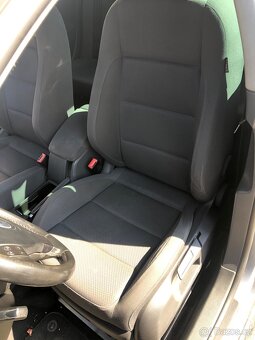 GOLF 5 Sedačky, interiér - 3