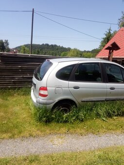 Renault Scenic1,6 - 3