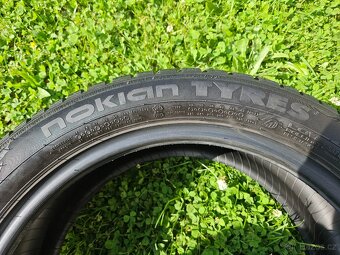 Pneu zimní 205/50 R17 - 3