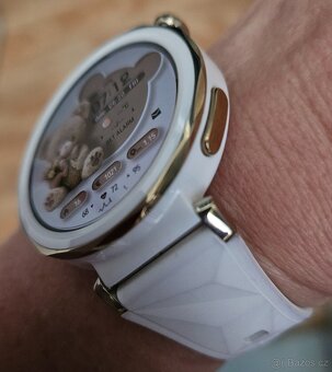 Huawei Watch GT 5 Pro 42 mm, White + White Fluoroelastomer S - 3