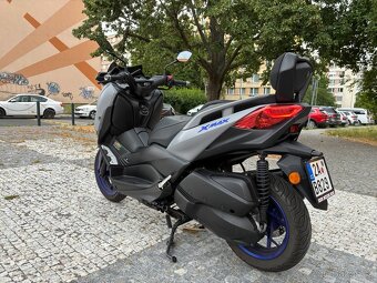 Yamaha XMAX 300 Icon Grey - plná výbava, 5tis. km - 3