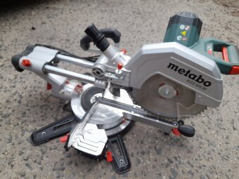 Pokosová pila Metabo KGS 305 M - prořez 100mm - 3