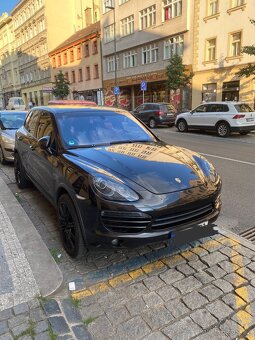 Porsche Cayenne - 3