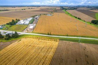 Pozemek o ploše 2.059 m2 ke komerční zástavbě, Tábor - 3