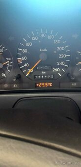 Mercedes Benz SL 500 - 3