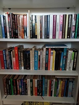 Knihy - různé žánry 25,-/ks - 3