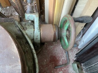 Otočný stůl  na frézu TOS - SRA č.3 průměr 315mm - 3