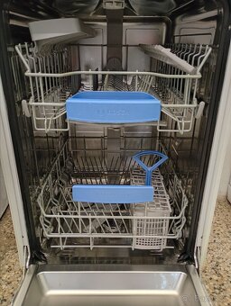 Myčka nádobí Bosch integrovaná - 3