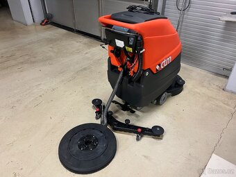 Podlahový mycí stroj CTM SWIFT 50B - NOVÝ - 3