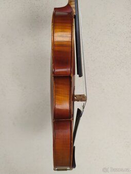Housle - 3