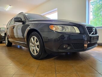 Volvo V70 2,0D4 120kW 5-tivalec 134000km - 3