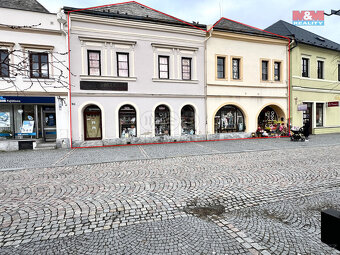 Prodej rodinného domu, 600 m², Bruntál, ul. nám. Míru - 3