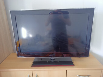TV LCD Samsung LE32B553M3WXXH + SetTopBox DVBT-2 - 3