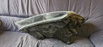 Leve predni svetlo skoda superb 3 halogen - 3