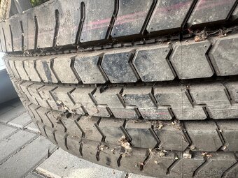 Bridgestone 13r22,5 - 3