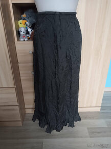 šedočerná krčená sukně, zn.Laura Ashley - 3