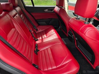 Alfa Romeo Giulia 2.0 Turbo Veloce Q4 - 3
