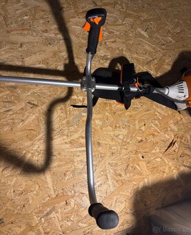 Benzinový křovinořez Stihl fs 235 - 3