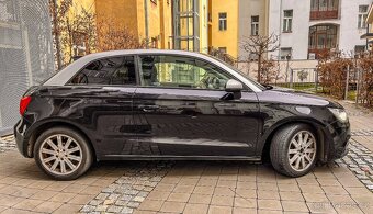 AUDI A1 r. 2010 - na náhradní díly - 3