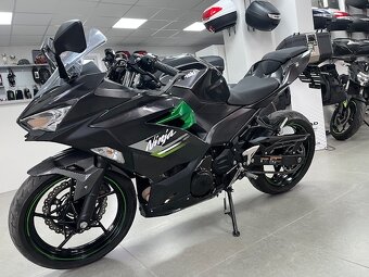 KAWASAKI NINJA 400 - 3