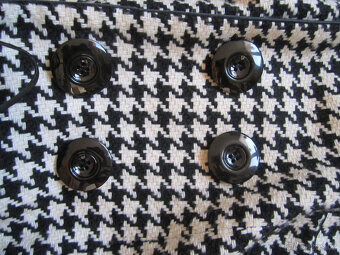 Černo bílý kabát zn. Amisu, S/M, výborný stav, vlna - 3