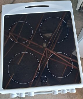 AMICA sklokeramický sporák, SHC 11542 W. - 3