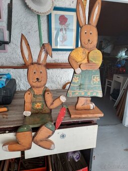 Dřevěné police,stoličky - 3