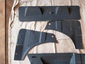 Opel Corsa A - náhradní díly - 3