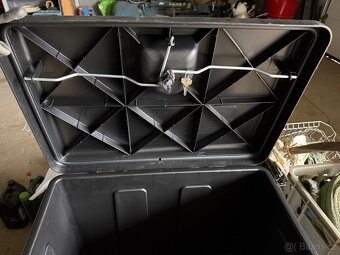 Plastová bedna na nářadí - 3