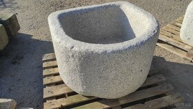 Žulová kaménka, stírka, napáječka, koryto, 88x86x55 cm - 3