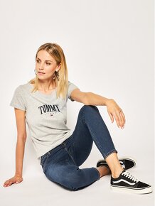 Značkové šedé tričko zn. Tommy Jeans=NOVÉ=DOPRAVA POUZE 30Kč - 3