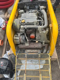 Půjčení/pronájem Vibrační deska Wacker Neuson DPU 80r - 3