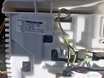 DILY Z PRACKY-ELECTROLUX/ZANUSSI/,HORNI PLNENI - 3