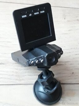 Autokamera HD DVR 2,5"TFT LCD - 3