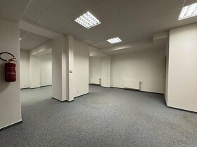 Obchodní prostory v centru Jablonce nad Nisou - pasáž CORSO - 3