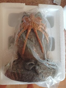 Sideshow alien egg - 3