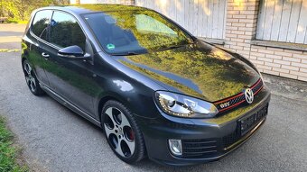 VOLKSWAGEN GOLF 6 GTI Edice 35 - 2,0TSi 173kW - Manuál. - 3