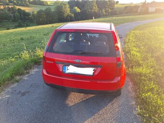 Ford Fiesta 2003 - 3
