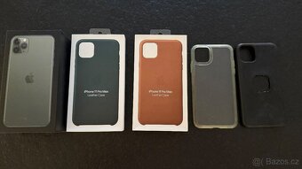 iPhone 11 Pro Max 256 GB + originální příslušenství - 3