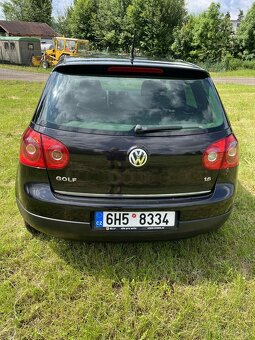 Volkswagen Golf V 5 1.6 mpi NOVÁ STK - 3