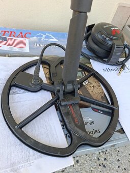 Detektor kovu Minelab Etrac - 3
