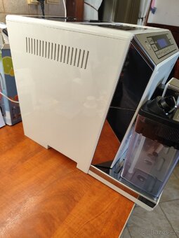 Prodám automatický kávovar DeLonghi Eletta cappuccino top - 3