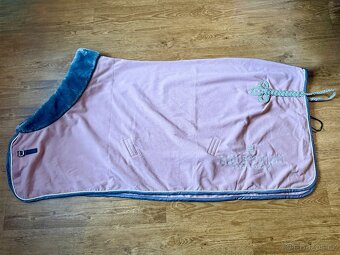 více věcí značky Equestrian Stockholm, Eskadron a Equiline - 3