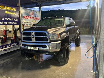 Dodge Ram 2500 6.4 Hemi 2017 4x4 Ram 2500 Crew Cab 6’4” Bed - 3