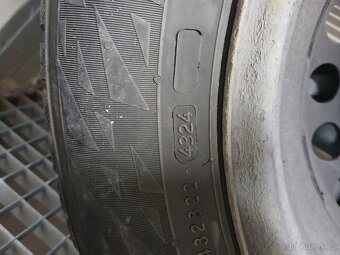 Prodám zimní pneu 195 65 15 91T - 3