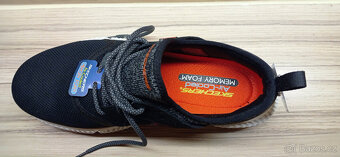 SKECHERS  Air-Cooled MEMORY FOAM - 3