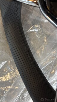 Tříramenny vyhřívaný sportovní volant - 3