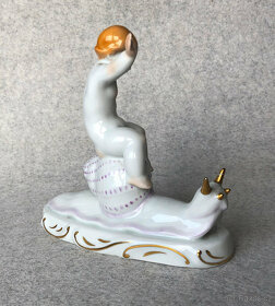 Chlapec jedoucí na šneku - Herend porcelán - 1960-69 - 3