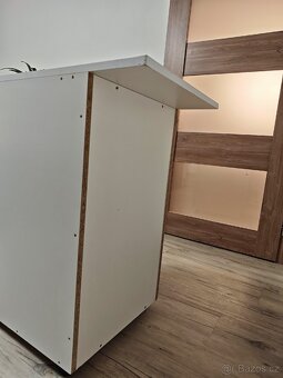 Koupelnová skříňka - 3